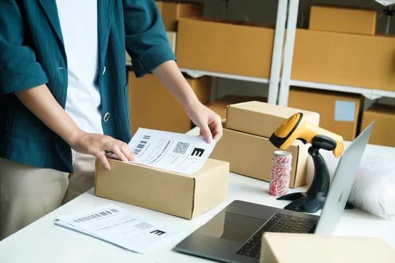 Amazon FBA vs. FBM: What’s the Difference and Which Fulfillment Method is Right for You?